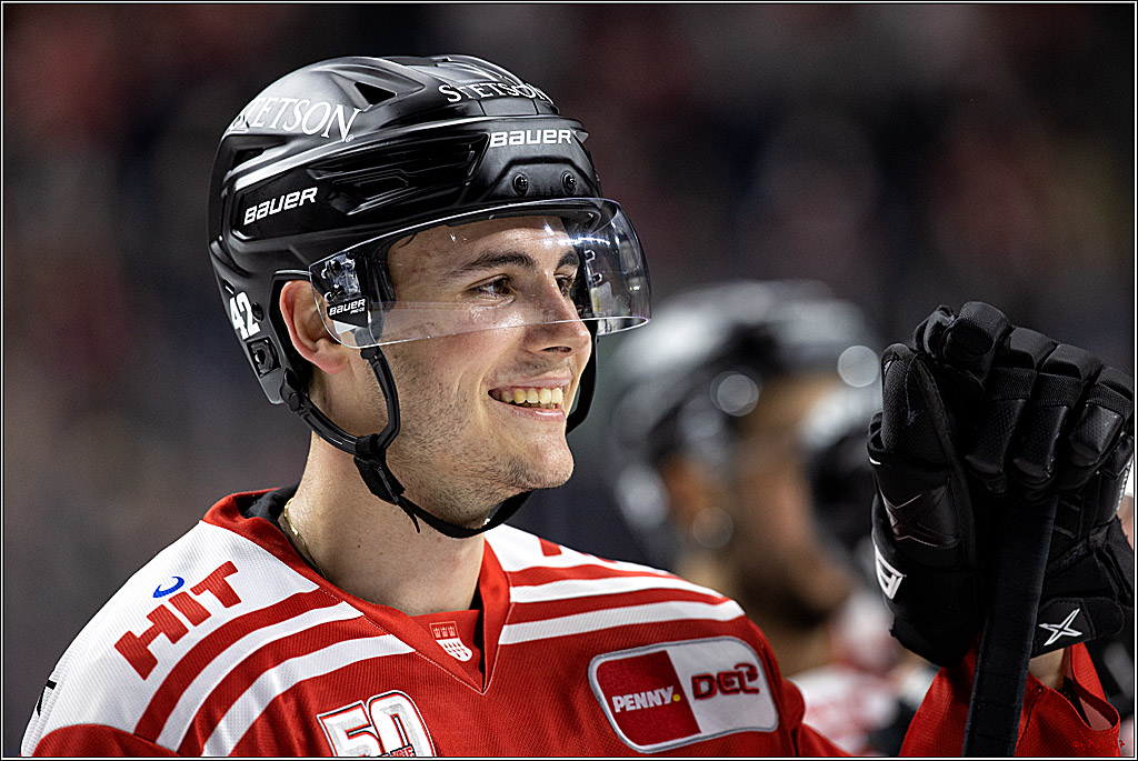 PENNY DEL;  Kölner Haie - Straubing Tigers; Köln, 09.10.2022